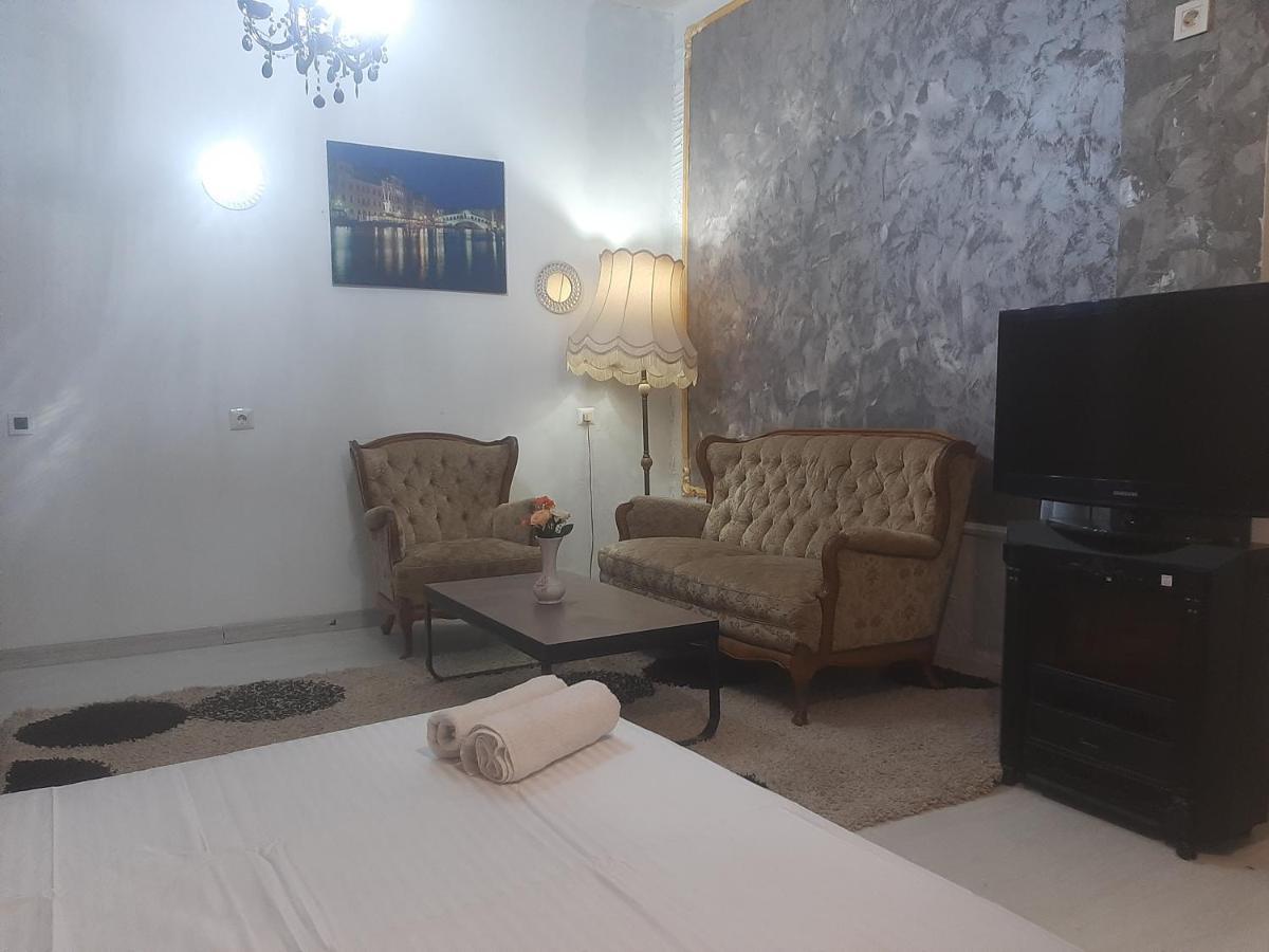 Апартаменты Studio Calea Victoriei Бухарест Экстерьер фото